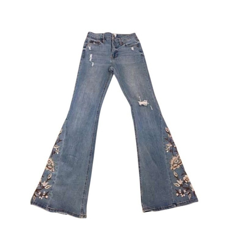 Celebrity Pink Generation Floral Embroidered Flare Jeans Light Wash Womens W 26 - Picture 4 of 14